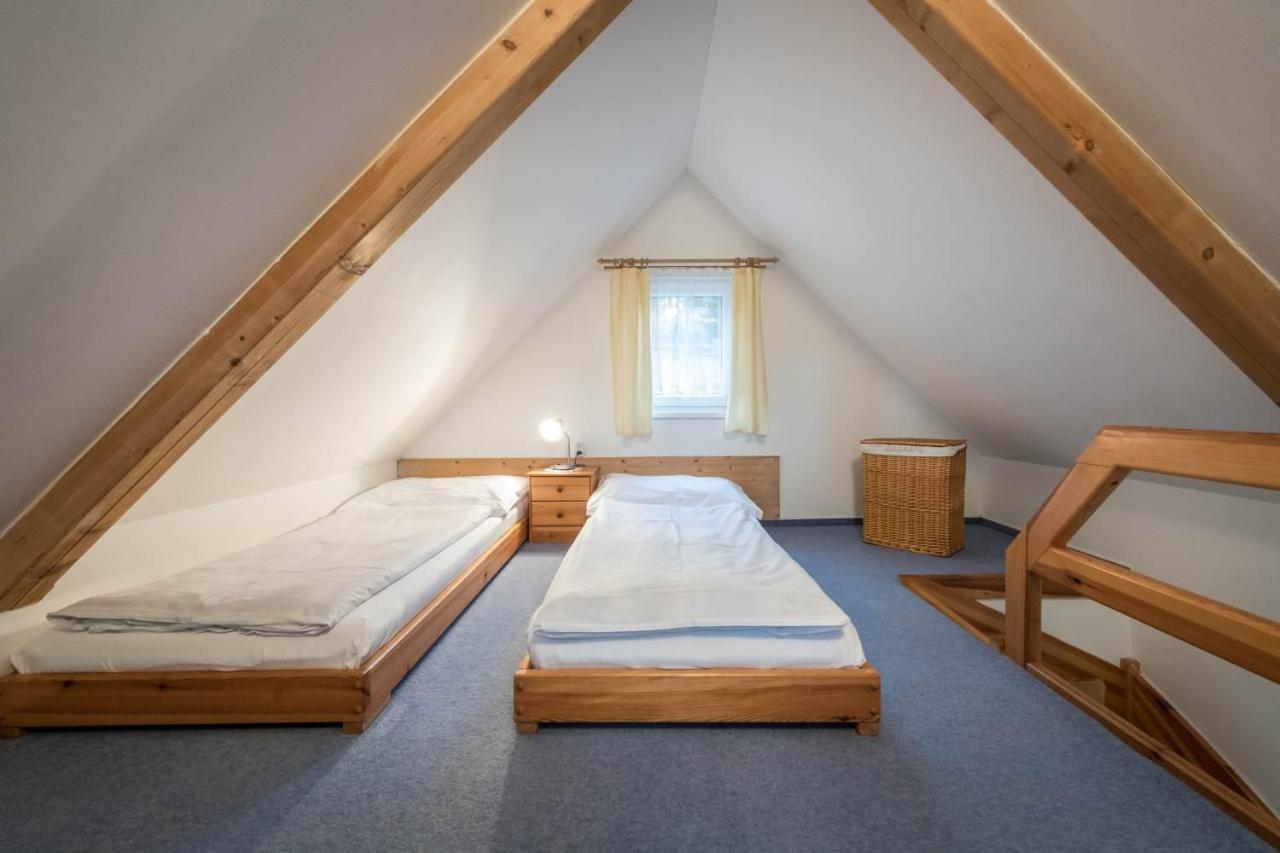 Rodinne Apartmany Rafael Bedrichov Exteriör bild