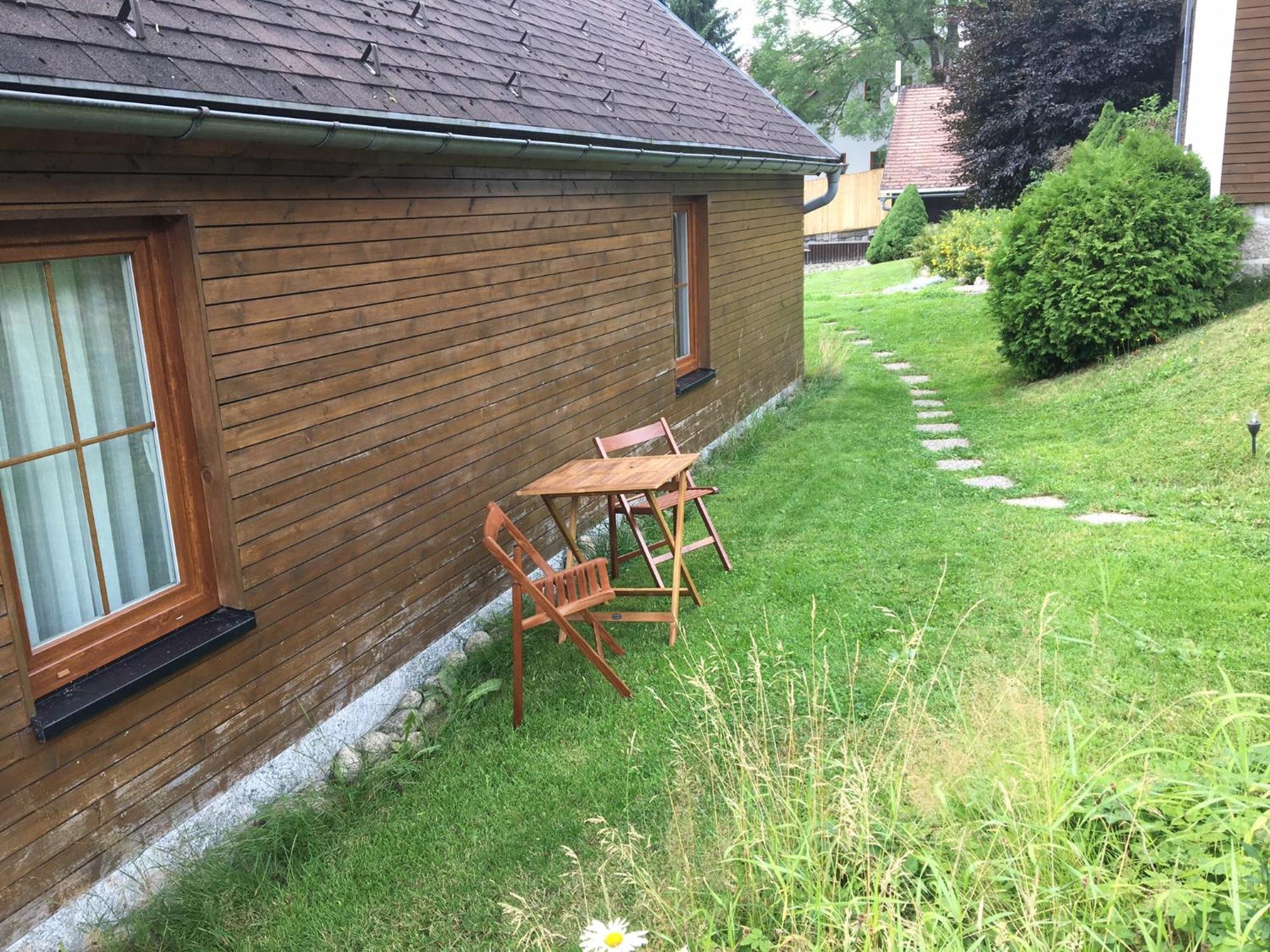 Rodinne Apartmany Rafael Bedrichov Exteriör bild